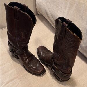 Absolutely beautiful patina on these Codewest biker boots size 81/2medium tooled